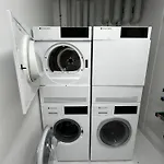 Modern Living, Luxe *