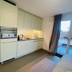 Daire Modern Living, Luxe